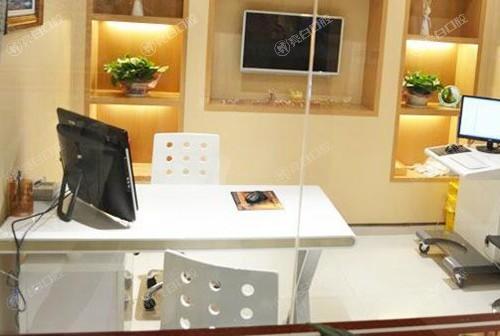 鄭州唯美口腔醫(yī)院正規(guī)嗎？資質(zhì)完備、技術(shù)精湛，患者信賴(lài)的口腔醫(yī)院